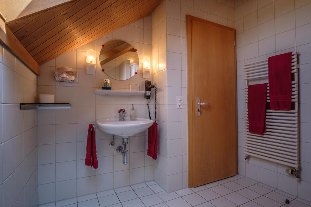 Landgasthof Camping Wagenhausen الغرفة الصورة
